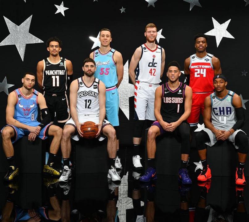 不锈钢亮饰条智能生产线